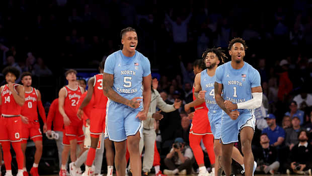 UNC center Armando Bacot